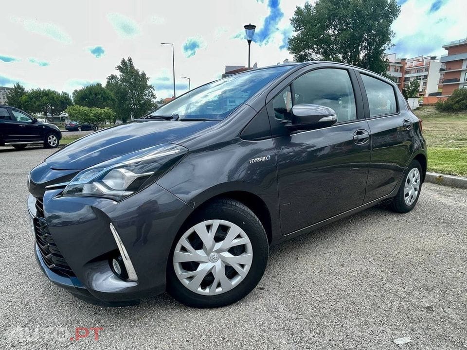 Toyota Yaris Hybrid