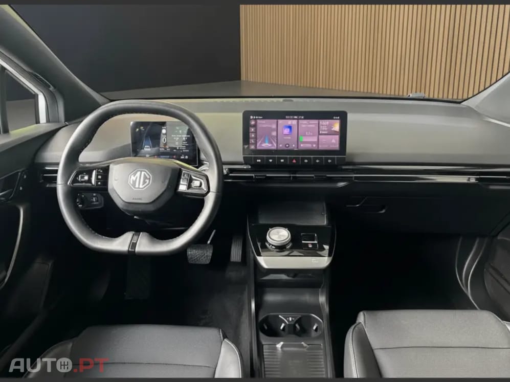 MG MG4 64 kWh Luxury