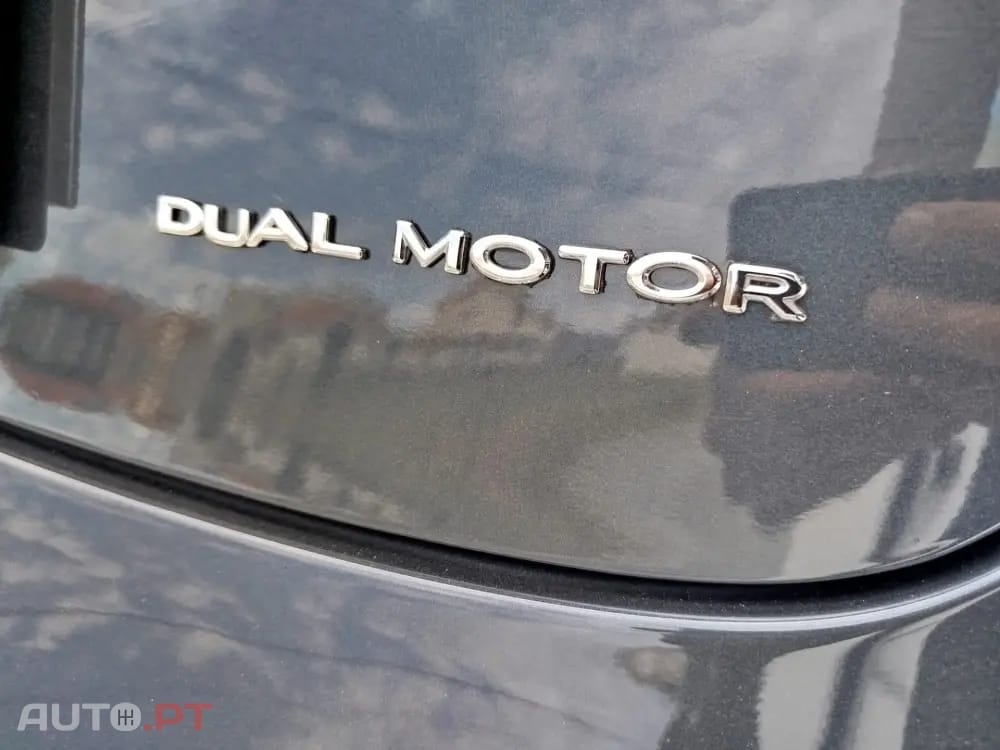 Tesla Model 3 Long-Range Dual Motor AWD