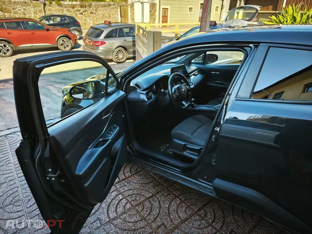 Toyota C-HR 1.8 HSD Comfort