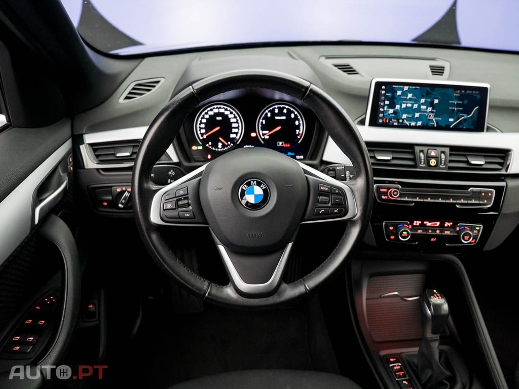 BMW X1 25 e xDrive Corporate Edition