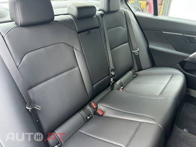BMW i5 eDrive40