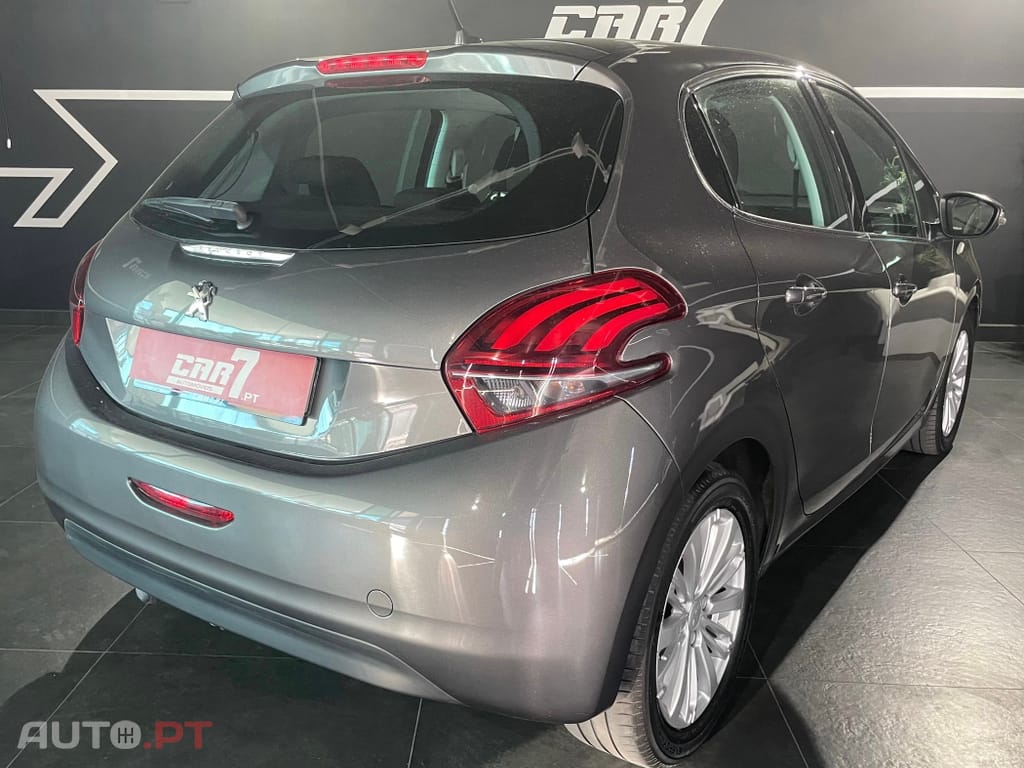 Peugeot 208 1.2 PureTech Allure