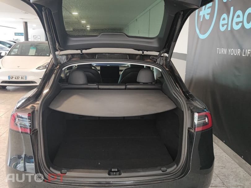 Tesla Model Y Tração Traseira