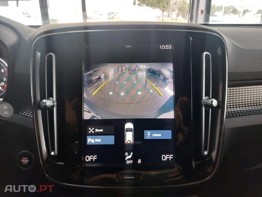 Volvo XC40 1.5 T2 Momentum Plus