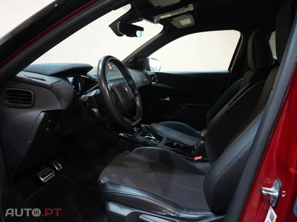 DS DS3 Crossback E-Tense Performance Line