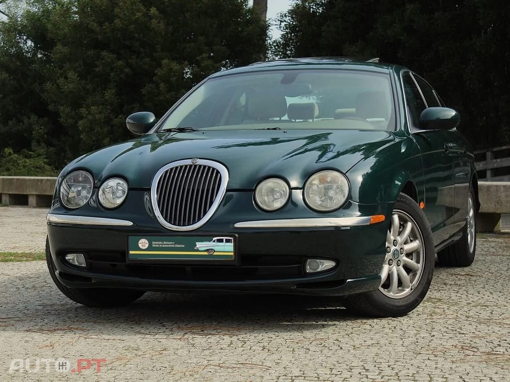 Jaguar S-Type 2.5 V6 Executive
