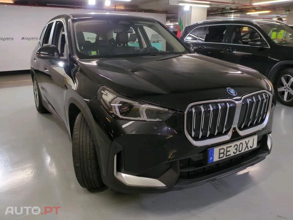 BMW iX1 xDrive30