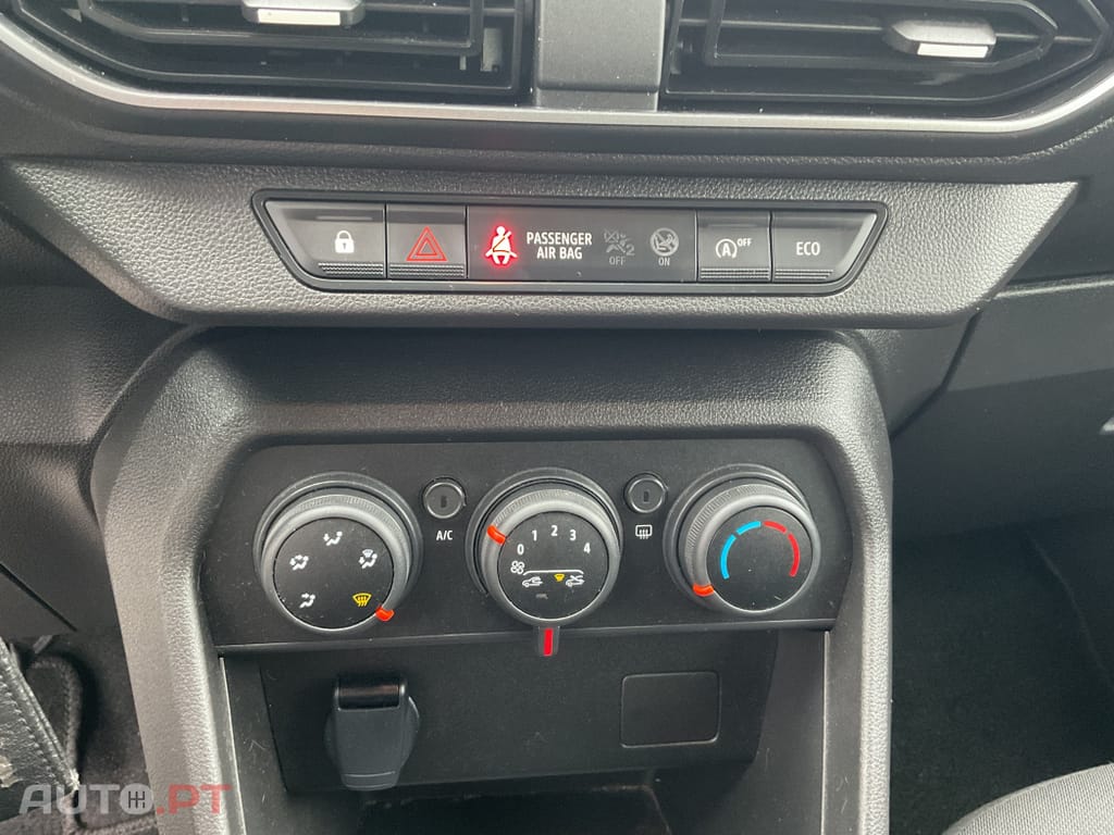 Dacia Sandero 1.0 ECO-G Essential Bi-Fuel