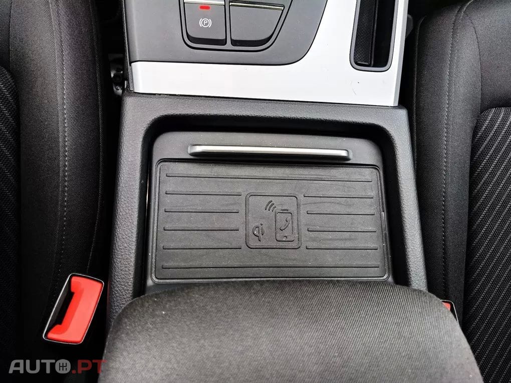 Audi Q5 50 TFSIe quattro S tronic S line business