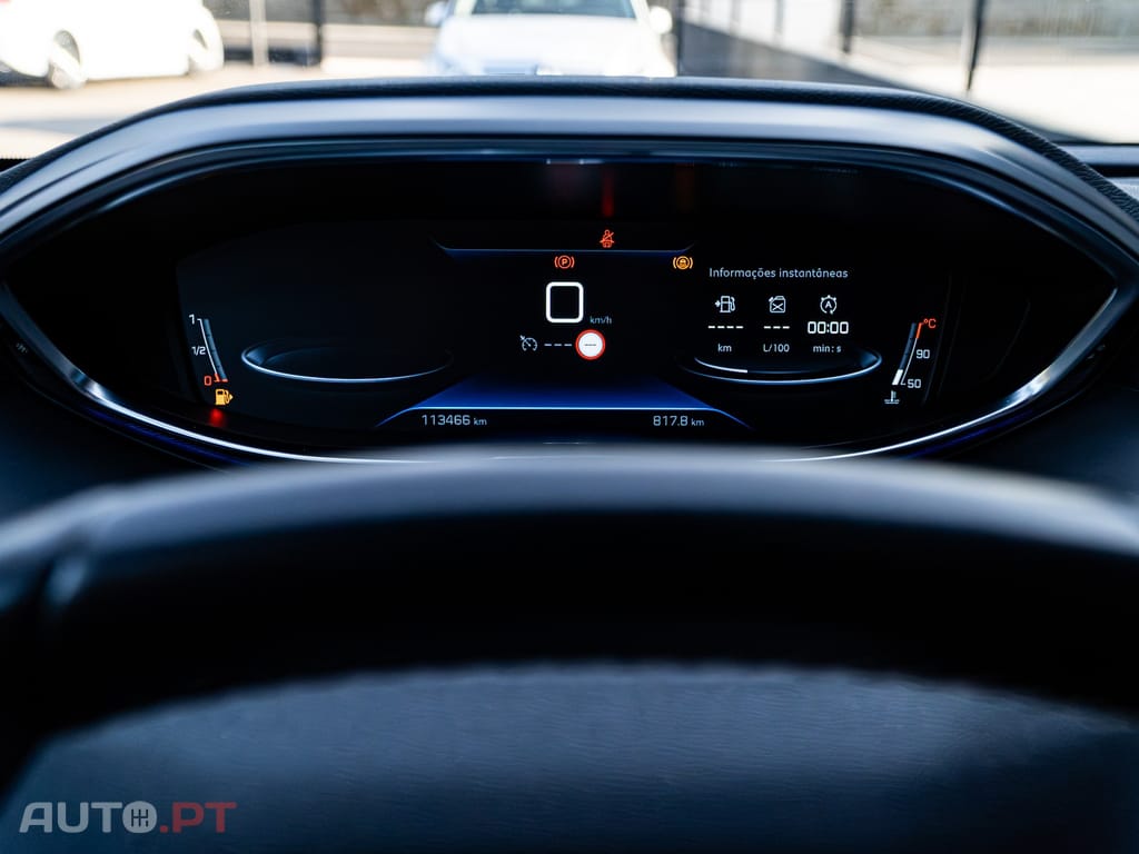 Peugeot 3008 1.5 BlueHDi Allure Pack