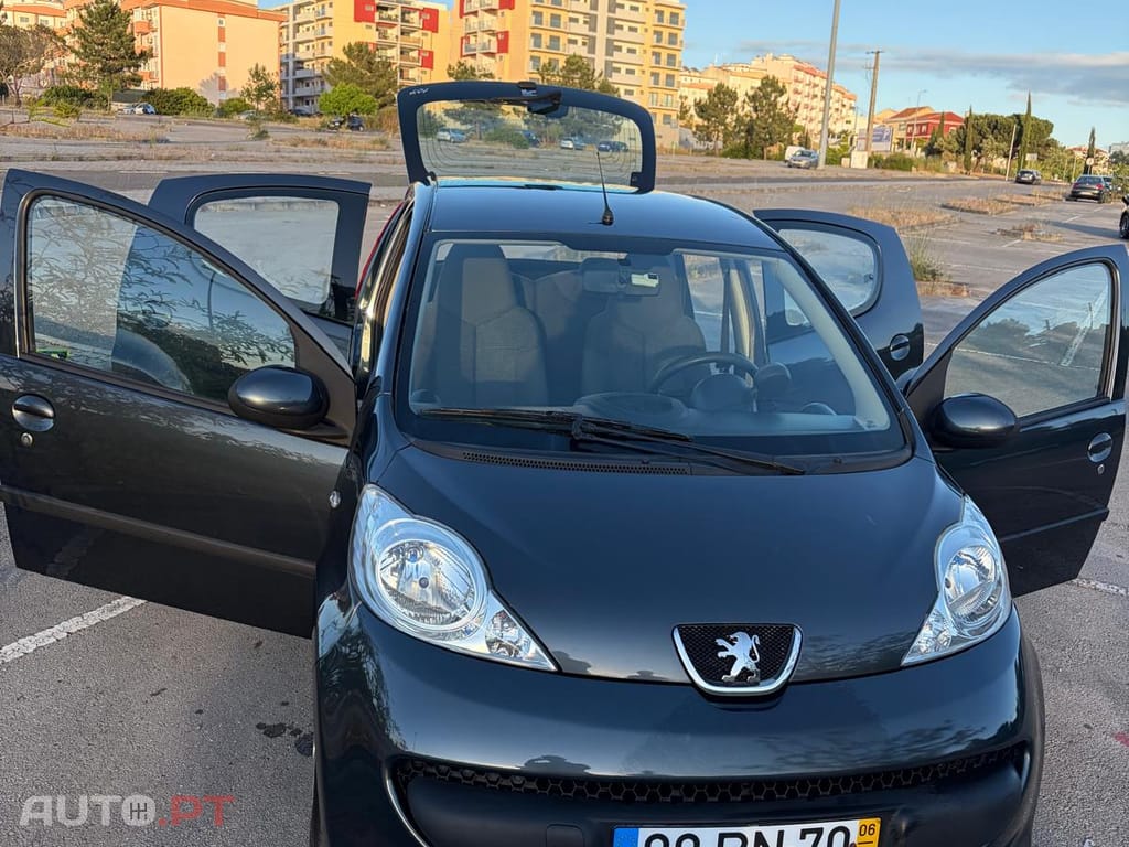 Peugeot 107 1.0 VTI Pure Tech