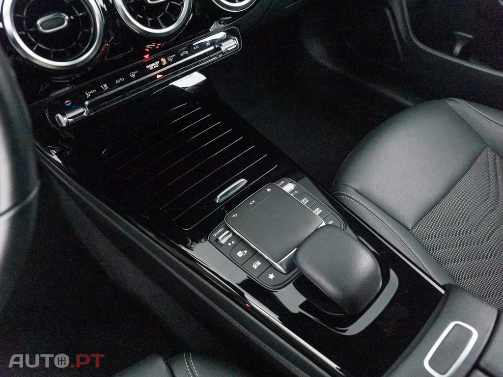 Mercedes-Benz CLA 250 e Shooting Brake Style Plus