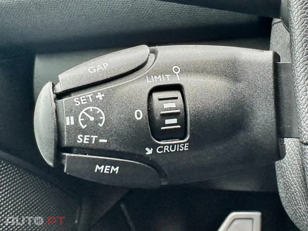 Peugeot 308 SW 1.5 BlueHDi GT Line — fotografia 17