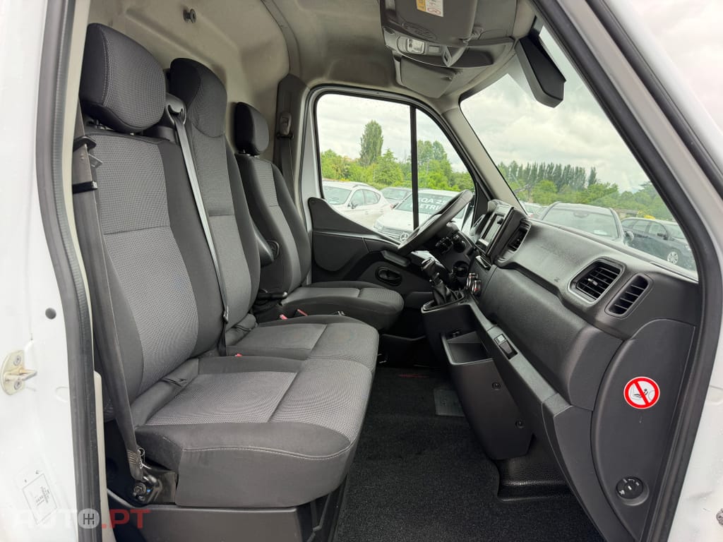 Renault Master 2.3 dCi L2H2 3.3T SS