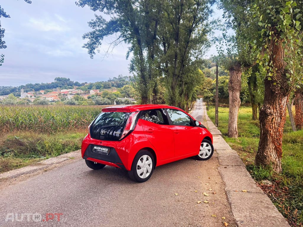 Toyota Aygo 1.0 X-Play+AC+X-Touch