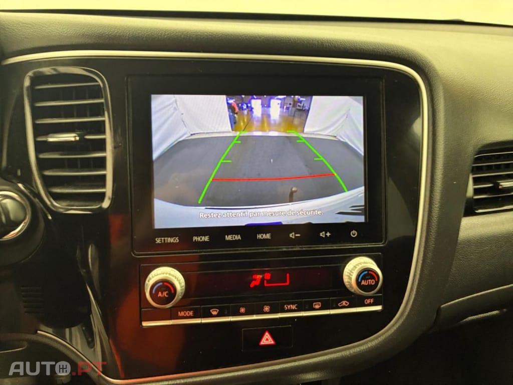 Mitsubishi Outlander 2.4 PHEV Twin Motor Business 4WD