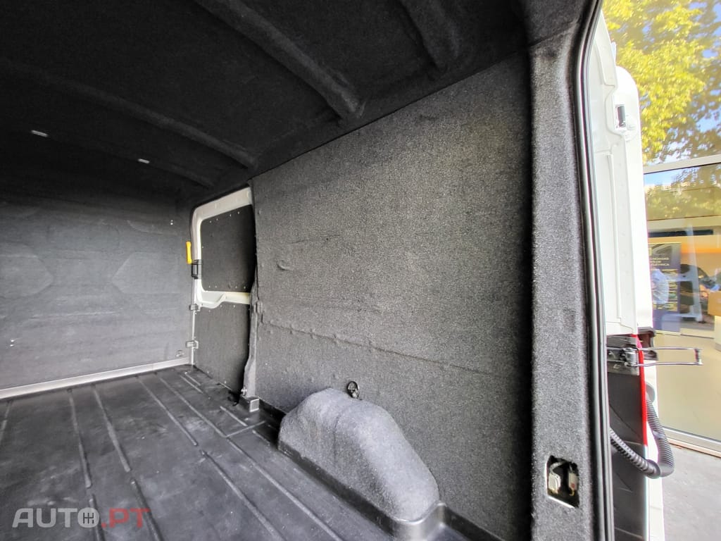 Ford Transit 350 L3 2.0 EcoBlue H2 Trend