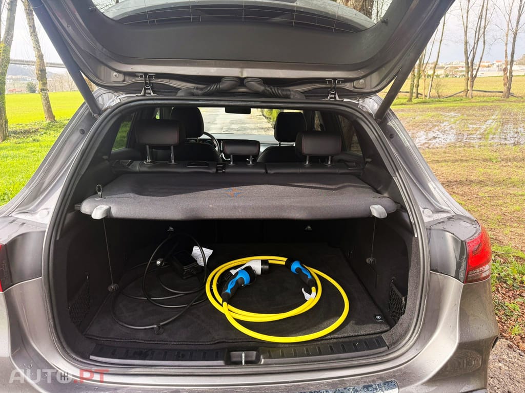 Mercedes-Benz EQA 250 AMG Line