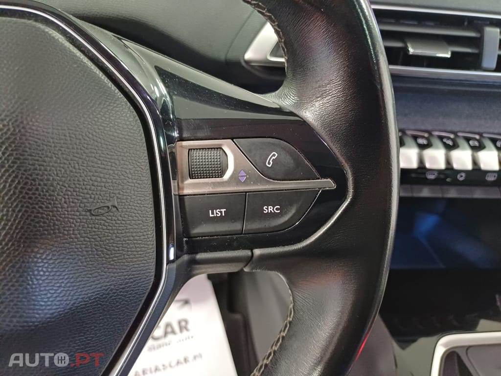 Peugeot 3008 1.2 PureTech Allure