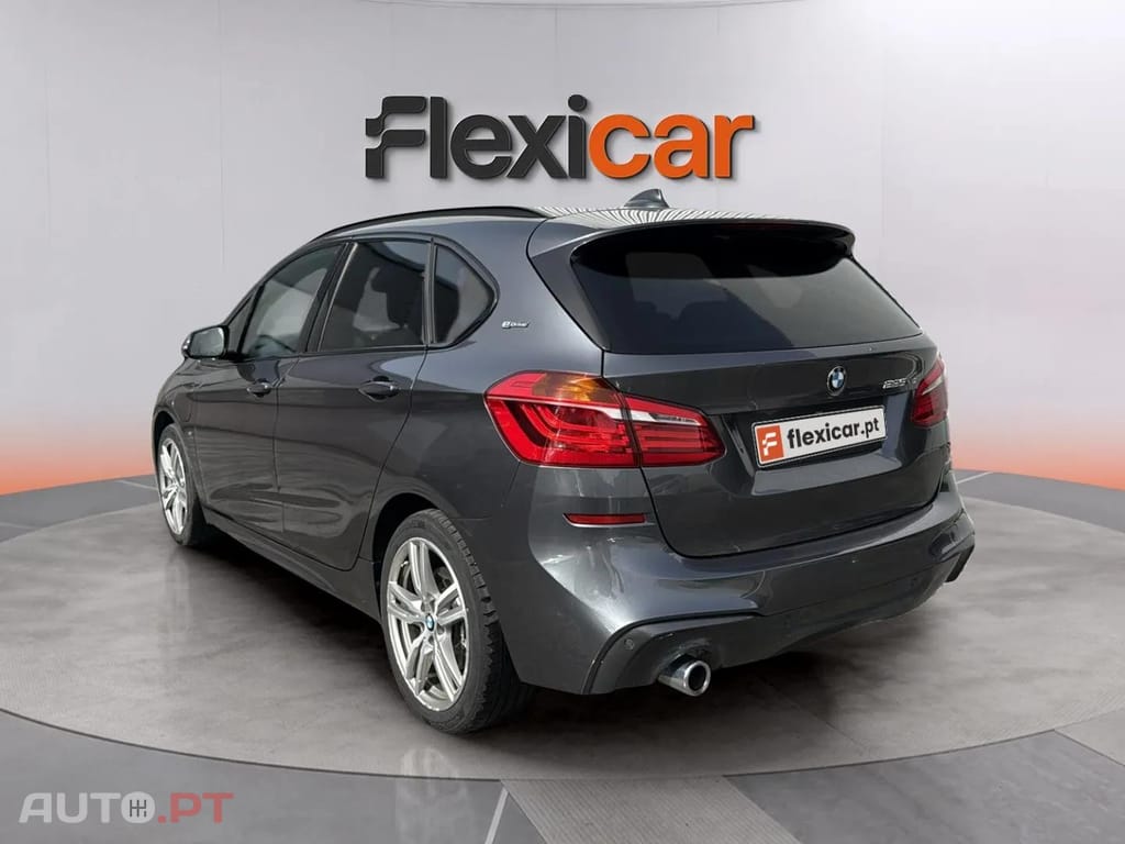 BMW 225 225xe Active Tourer e xDrive Pack Desportivo M