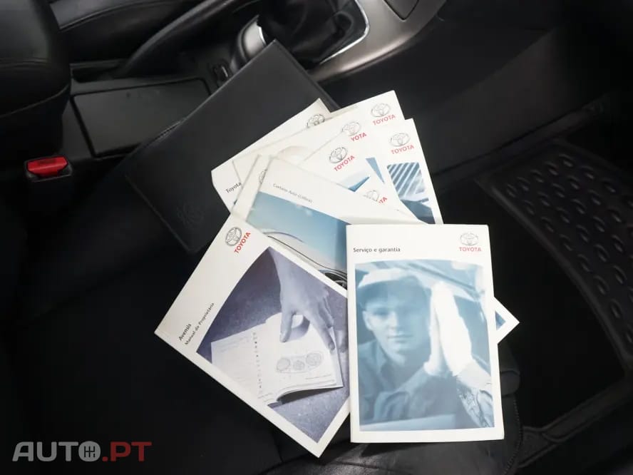 Toyota Avensis 2.0 D-4D Exclusive