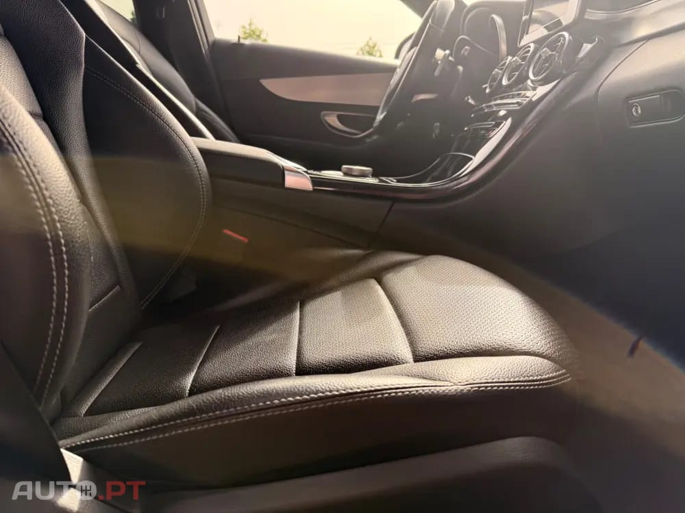 Mercedes-Benz C 300 h AMG Line