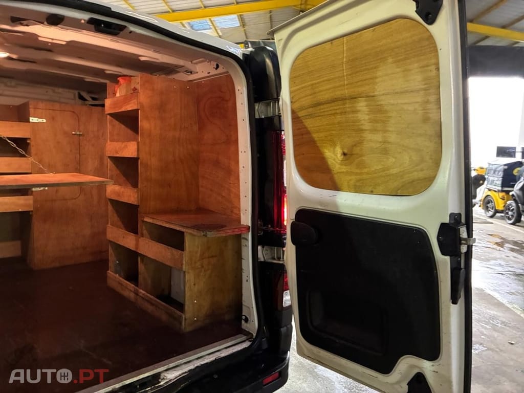 Renault Trafic 2.0 Blue dCi L1H1 Grand Confort