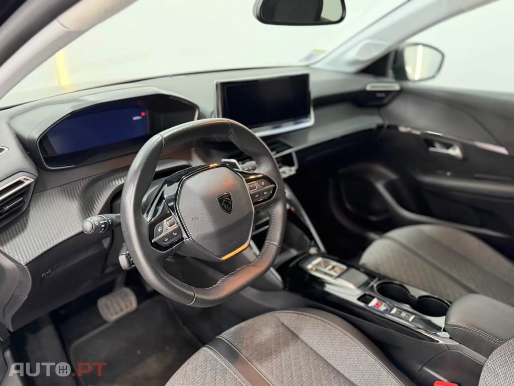 Peugeot 208 Pure tech ALLURE