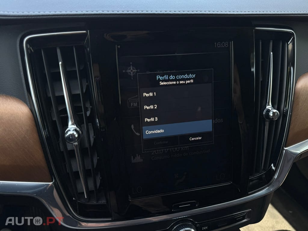 Volvo V90 2.0 T8 Inscription AWD Geartronic