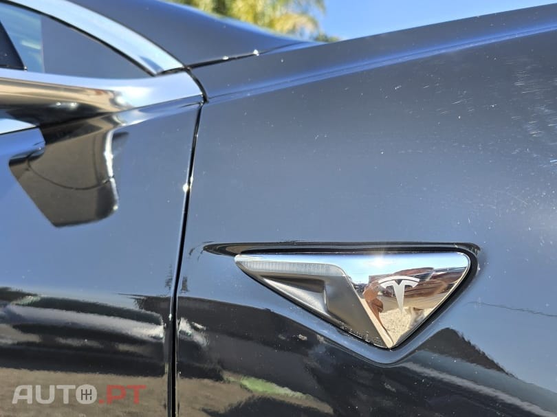 Tesla Model 3 Long-Range Dual Motor AWD