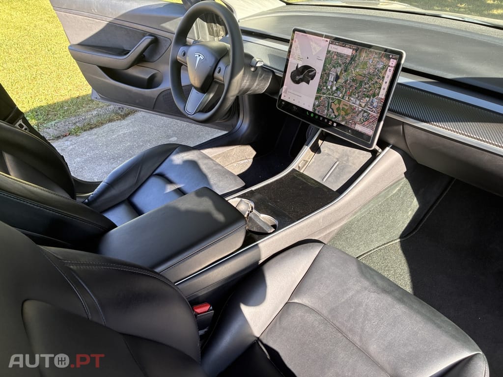 Tesla Model 3 Long Range RWD Business — fotografia 2
