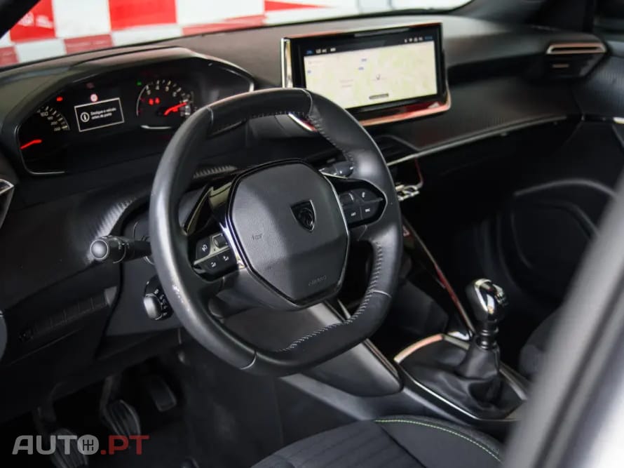 Peugeot 2008 1.2 PureTech Active