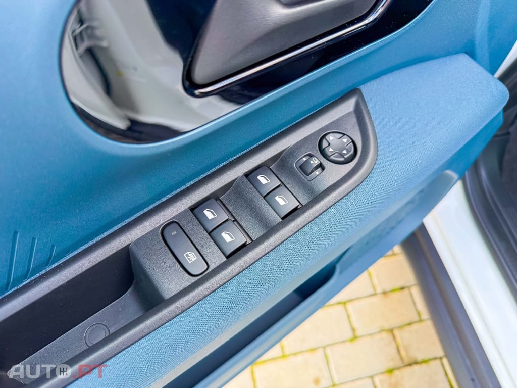 Fiat Grande Panda 1.2 Hybrid La Prima eDCT