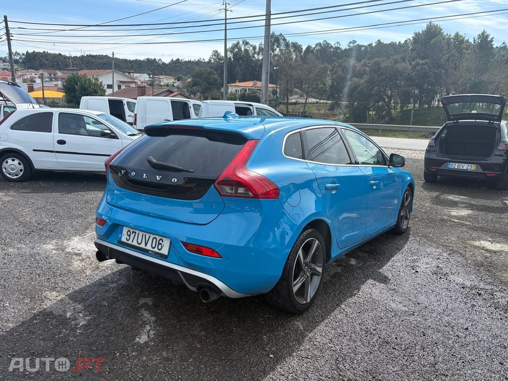 Volvo V40 1.6 D2 R-Design