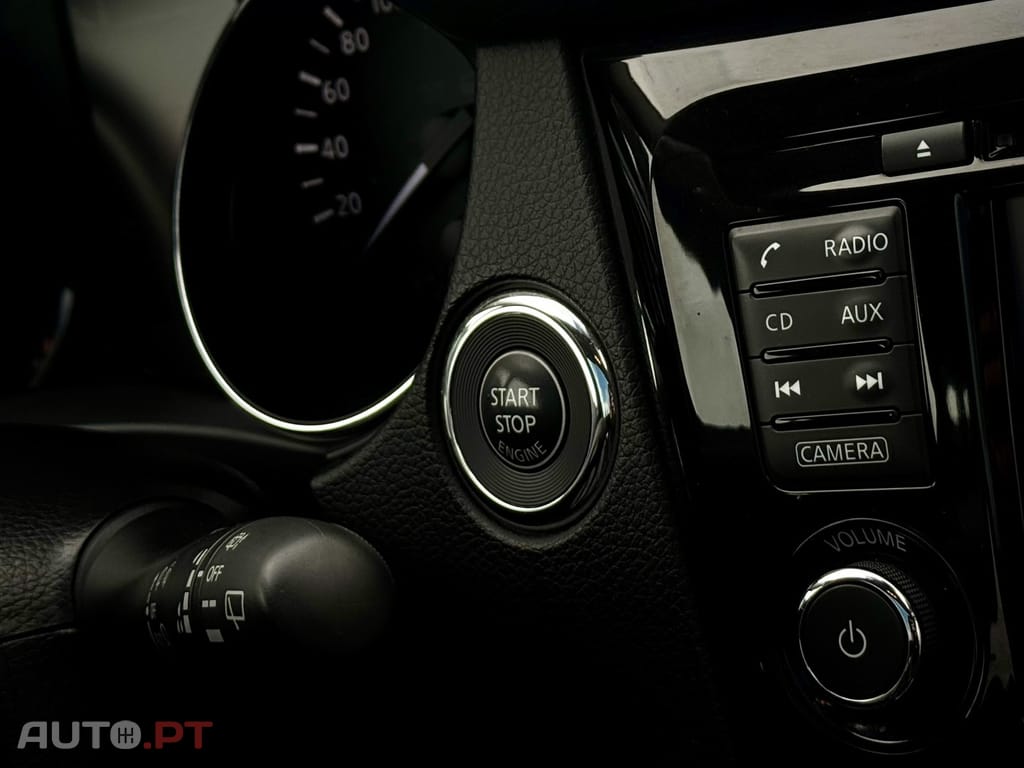 Nissan Qashqai 1.5 dCi Tekna Pele