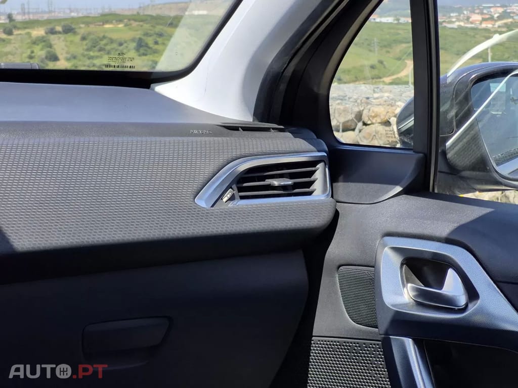 Peugeot 2008 PureTech 110 Stop&Start EAT6 Allure
