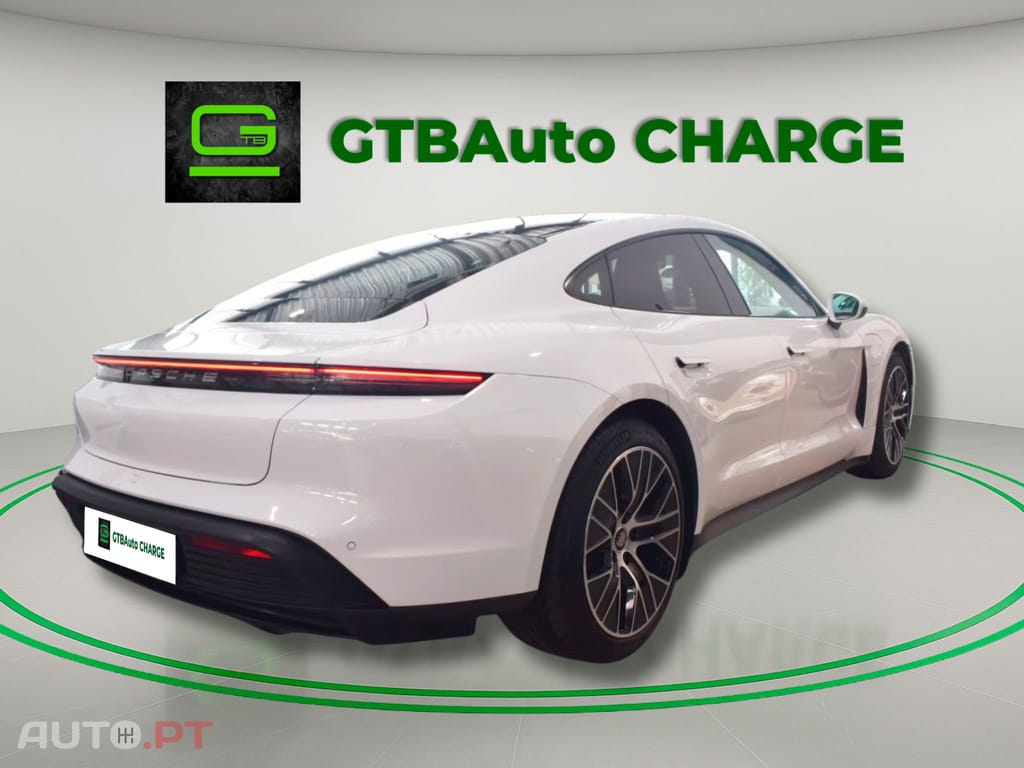 Porsche Taycan I.V.A DEDUTIVEL 