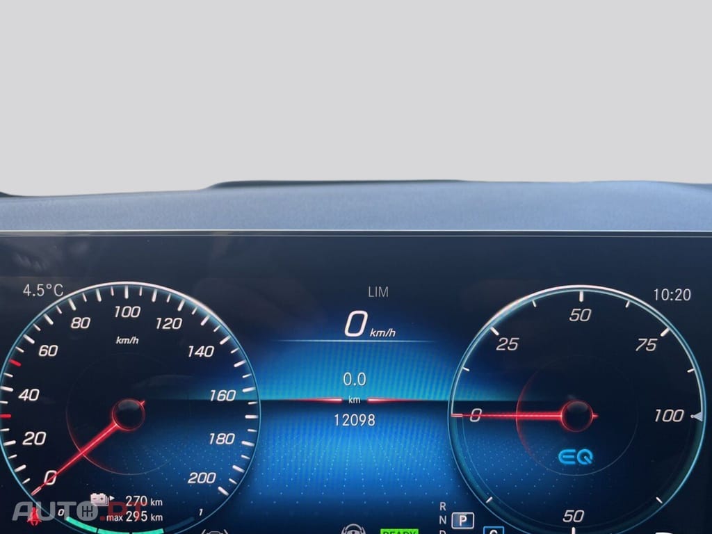 Mercedes-Benz EQA I.V.A DEDUTIVEL 350 4M AMG 