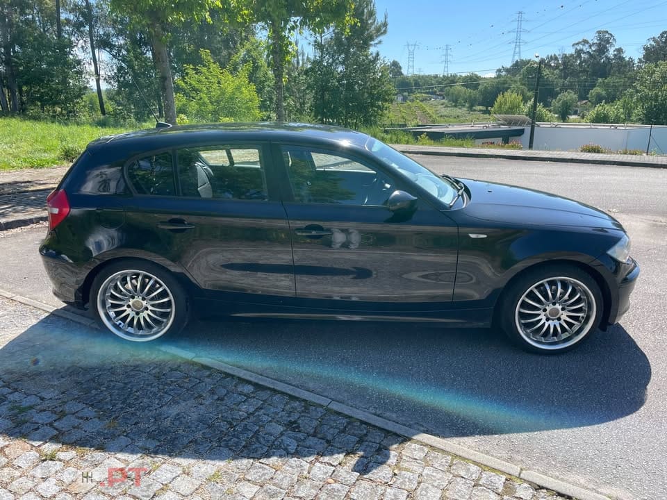 BMW 118 E87
