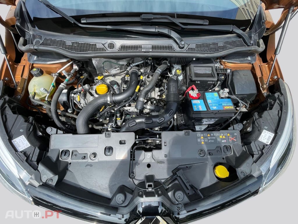 Renault Captur TCE LIMITED 