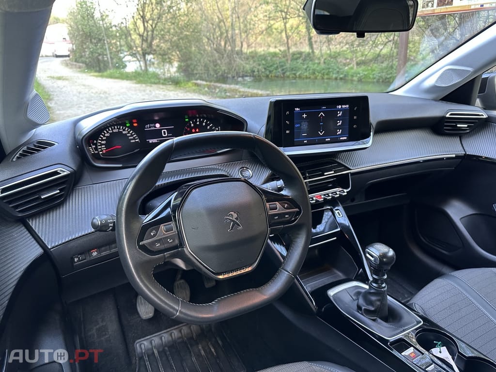 Peugeot 208 1.5 BlueHDi Allure