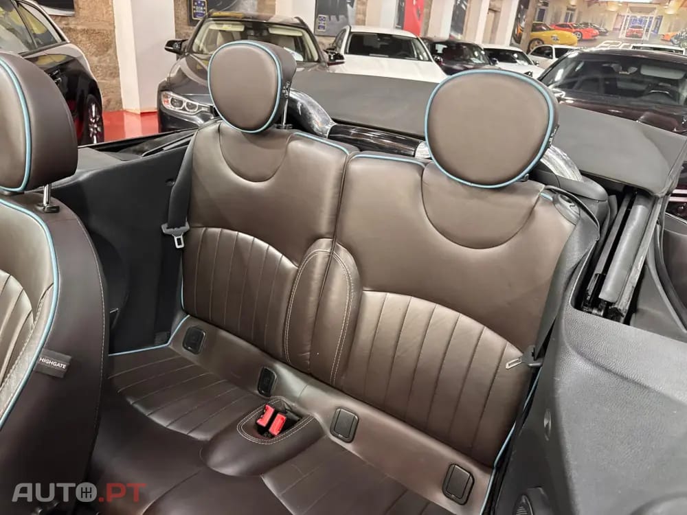 MINI Cooper Cooper D