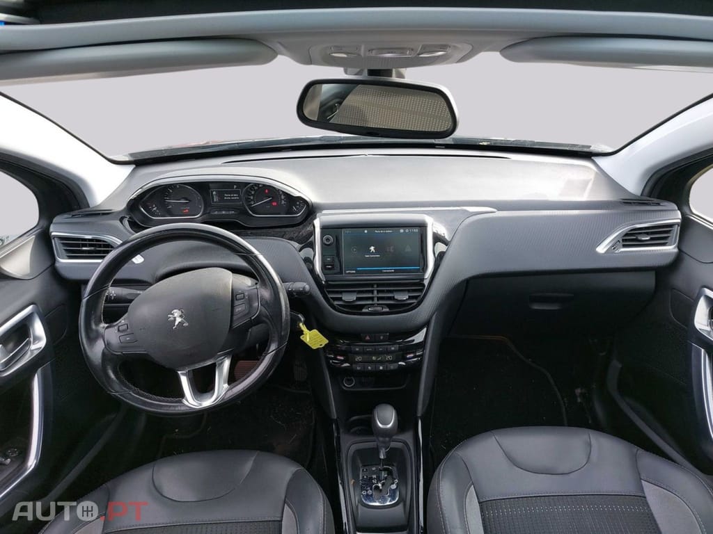 Peugeot 2008 1.2 PureTech Allure