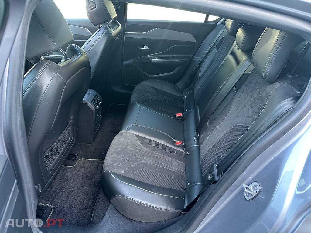 Peugeot 308 1.2 PureTech GT EAT8