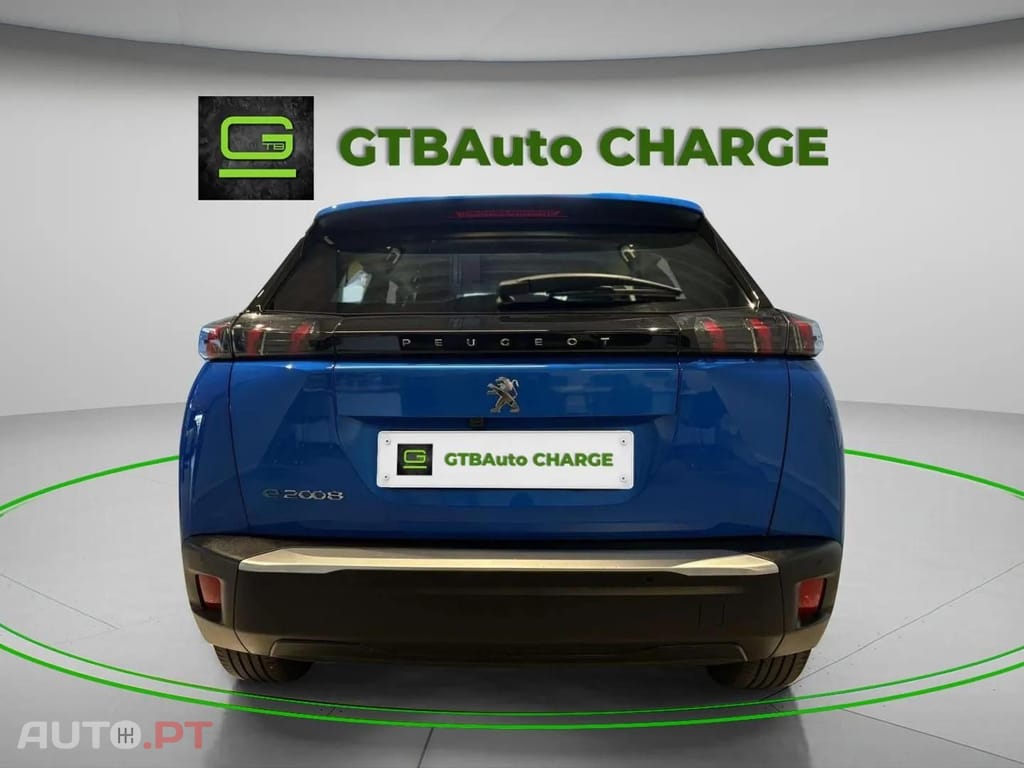 Peugeot E-2008 Allure Pack  