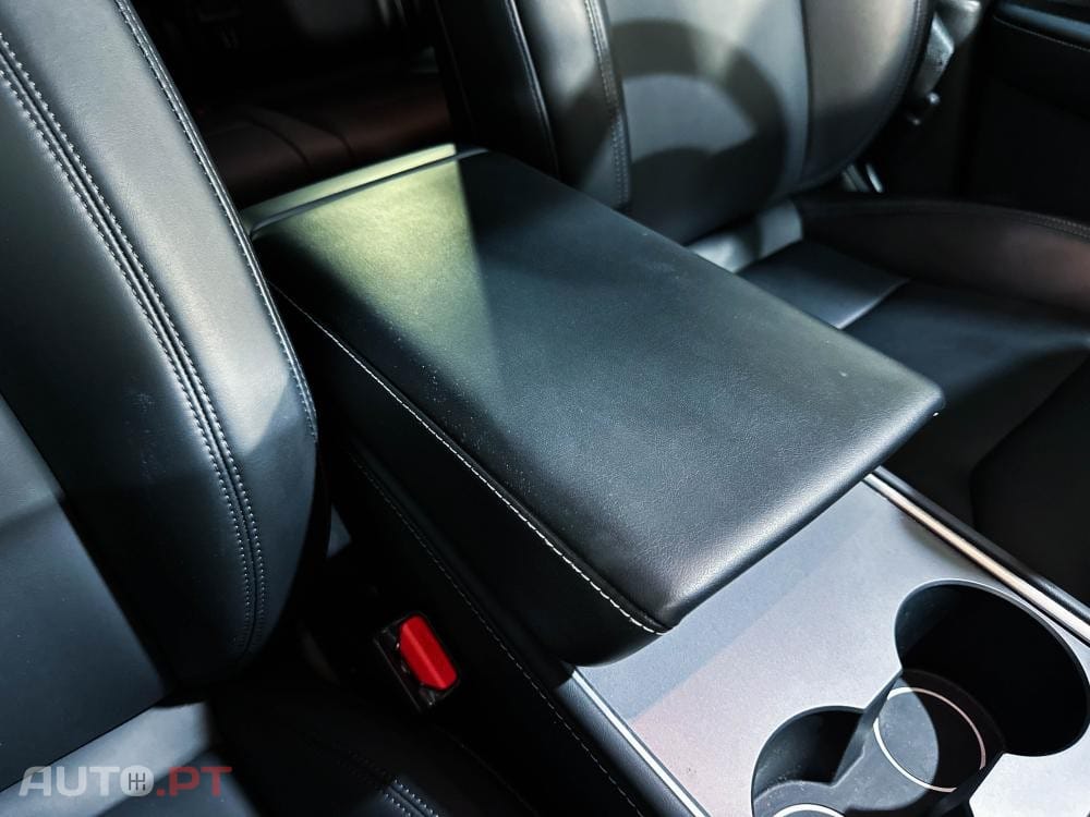 Tesla Model Y Long Range Dual Motor AWD