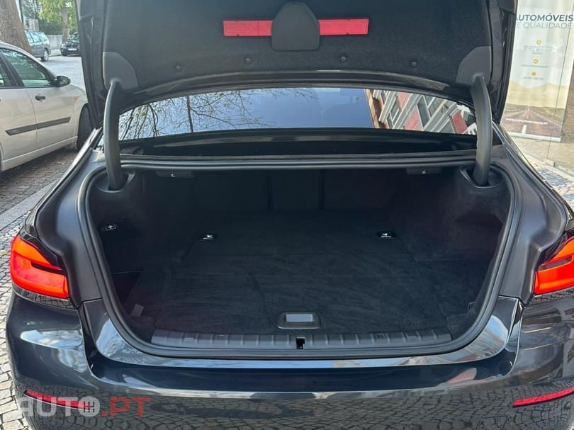 BMW 530 e Line Luxury