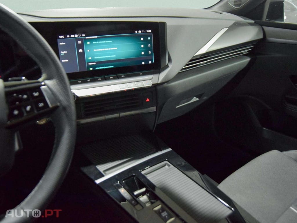 Opel Astra Sports Tourer 1.2 T Hybrid GS eDCT