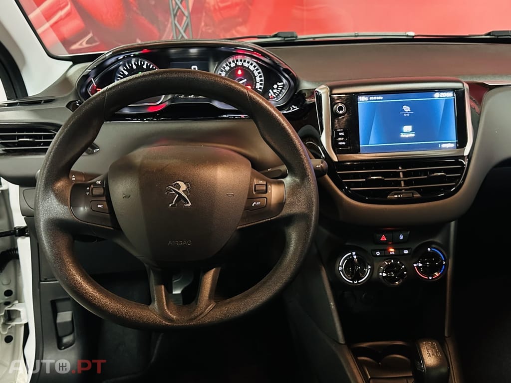 Peugeot 208 1.2 PureTech Access